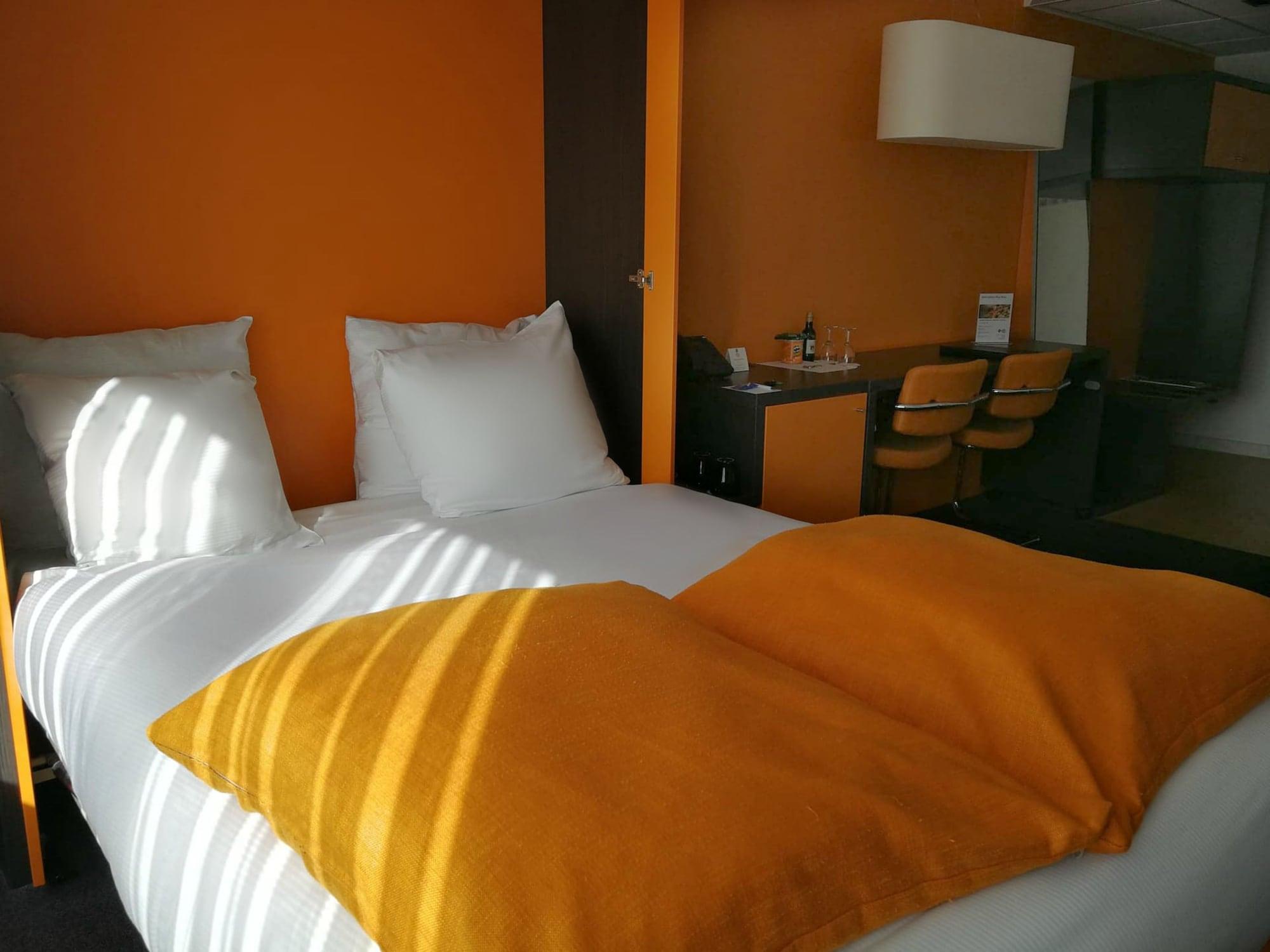 Amrath Airport Hotel Rotterdam Exteriör bild